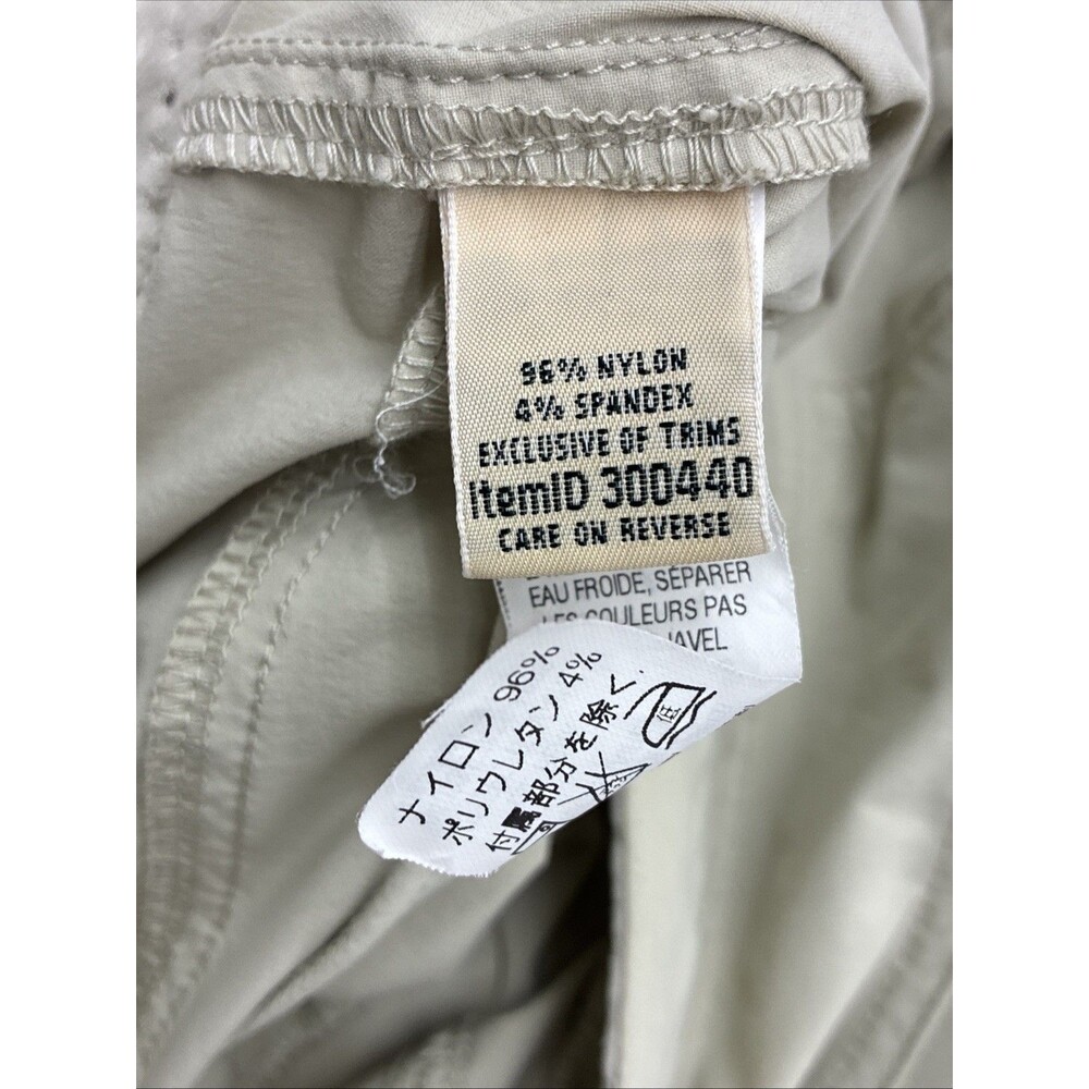 LL Bean Nylon Cropped Cargo Pants Sz 4P Tan Khaki Adjustable Waist Gorp Outdoor - Picture 12 of 16